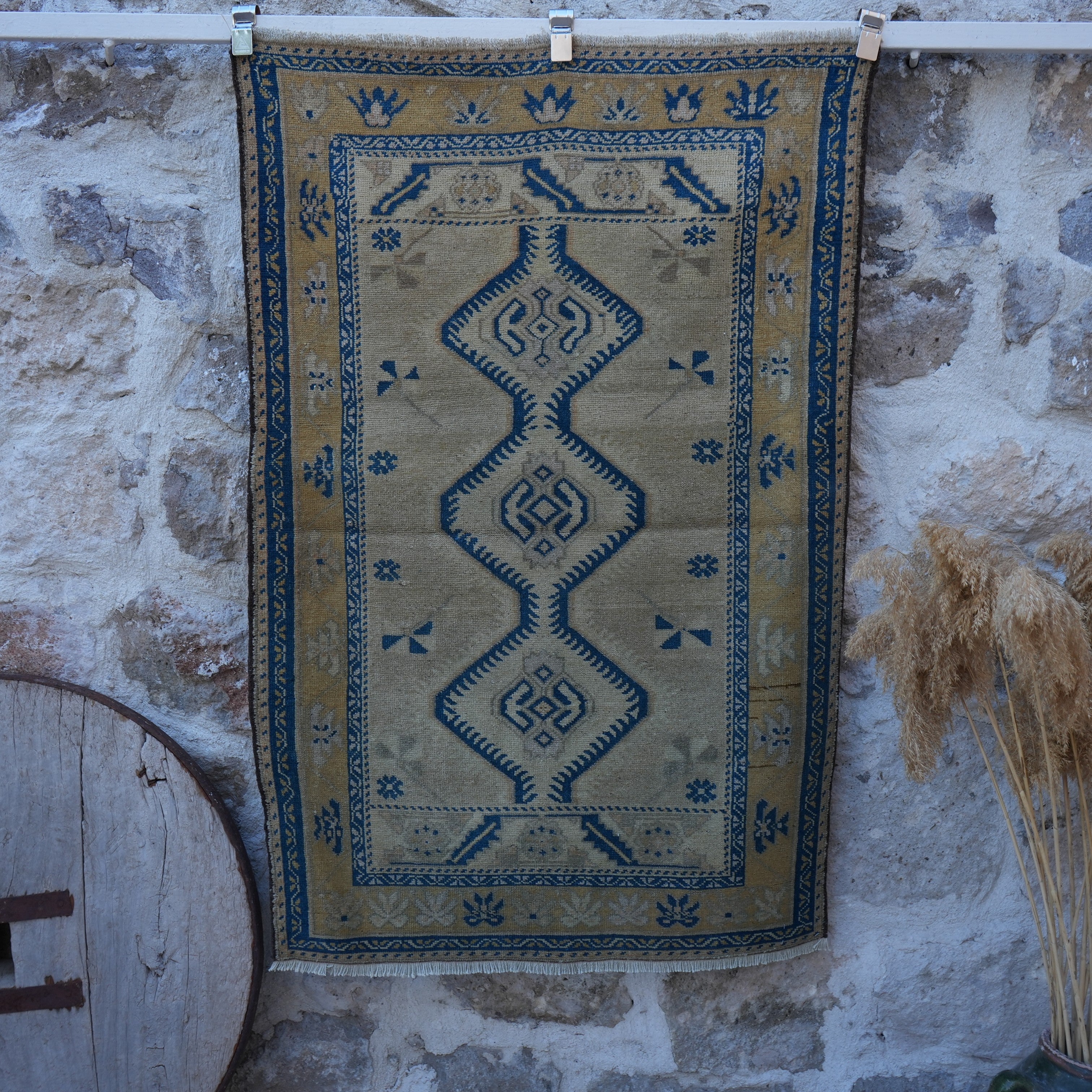 Roselin - Authentic Vintage Rug