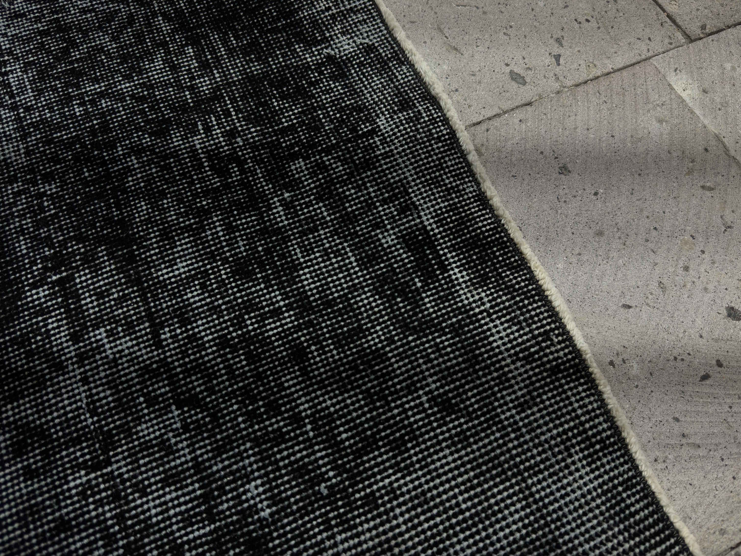 Sadella 2’ x 4’5”