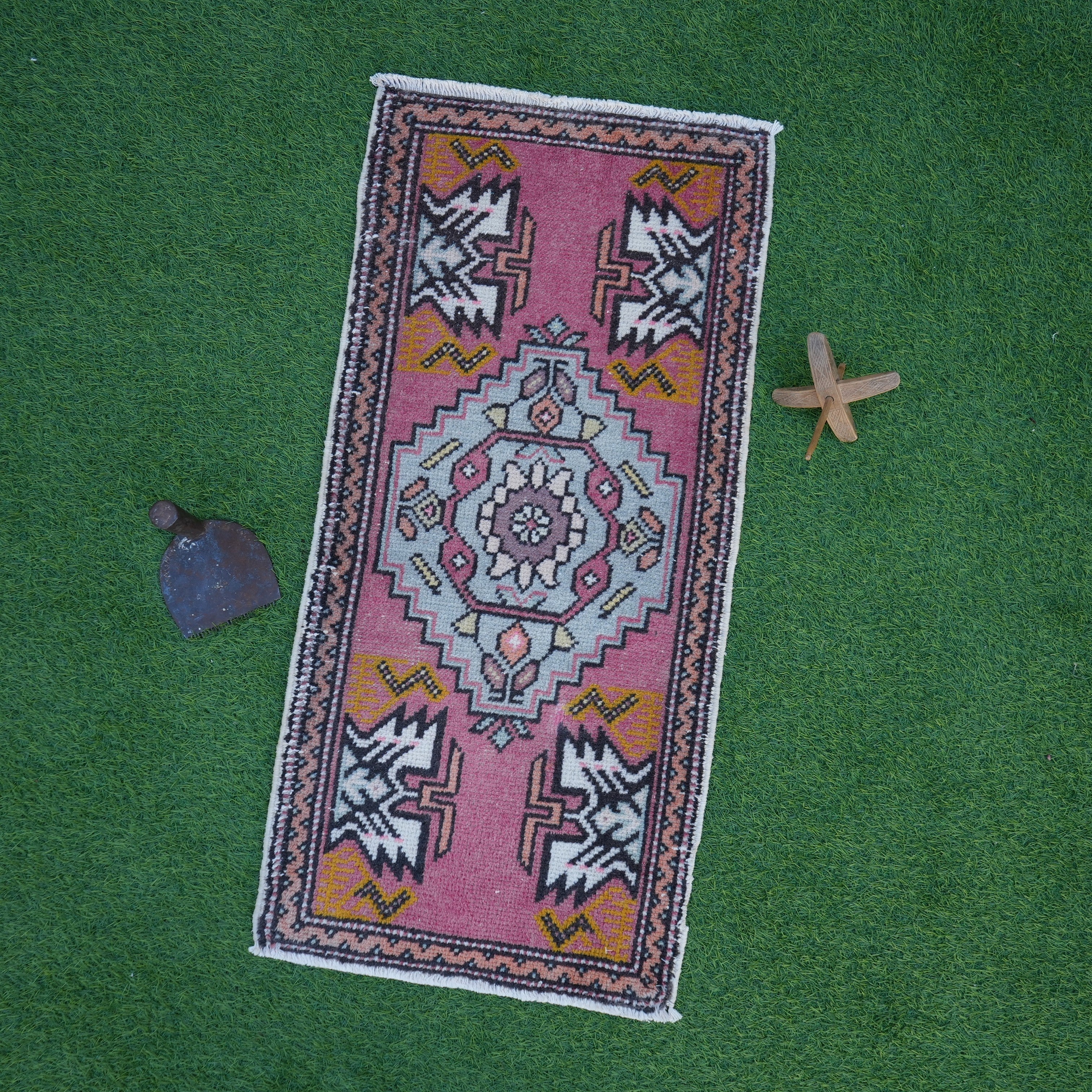 Samson - Vintage Small Rug