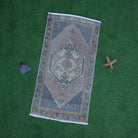 Black 2' x 3' small turkish rug with traditional design, handmade in Turkey – Dacy.