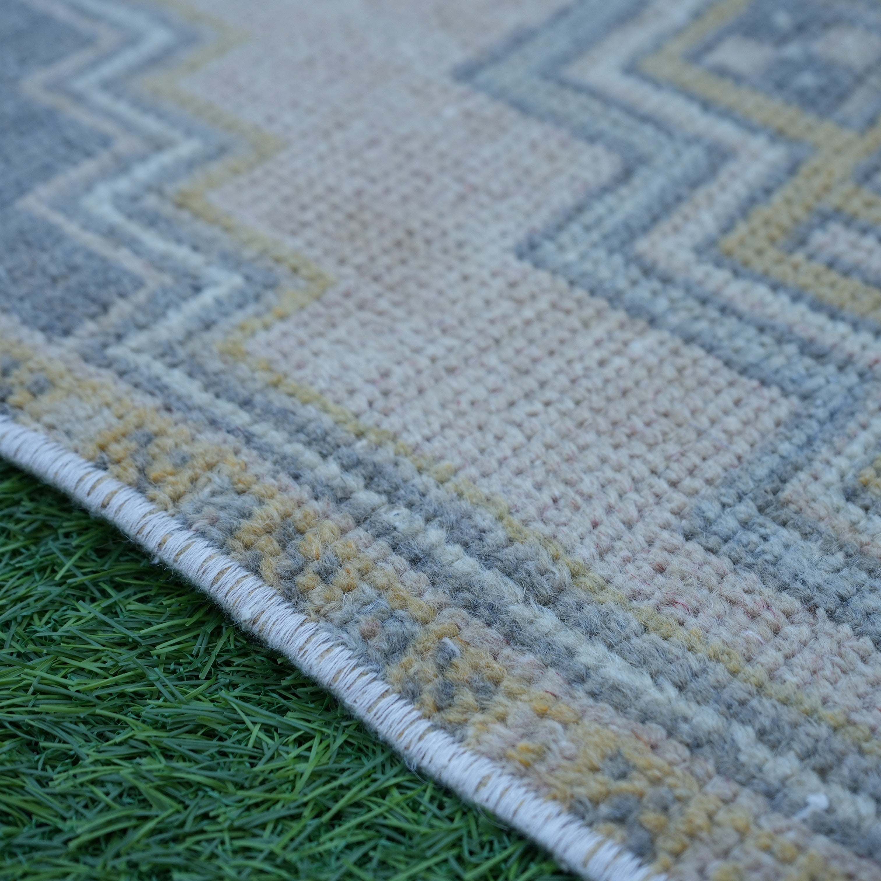 Stephi - Small Anatolian Rug