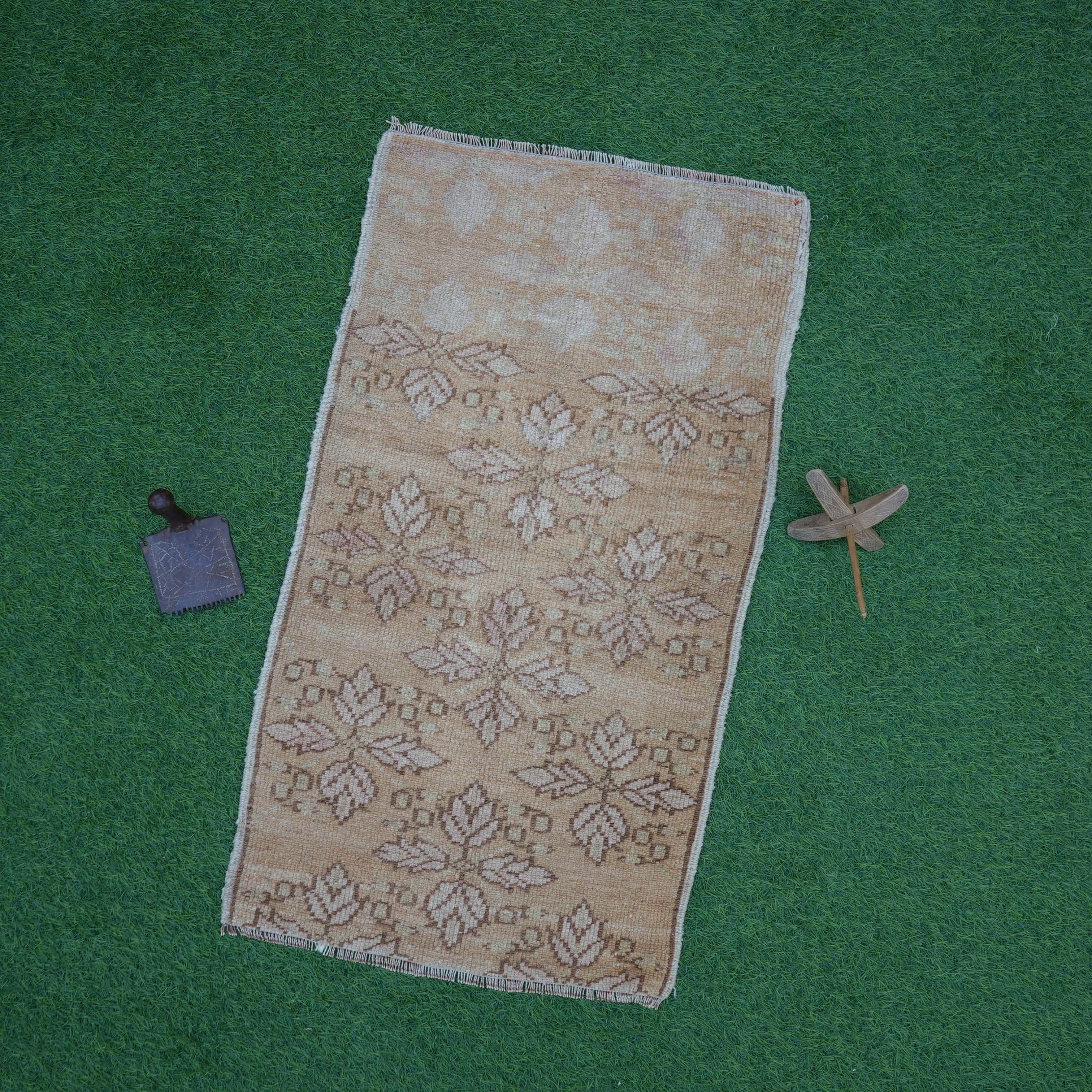 Sue - Small Turkish Rug