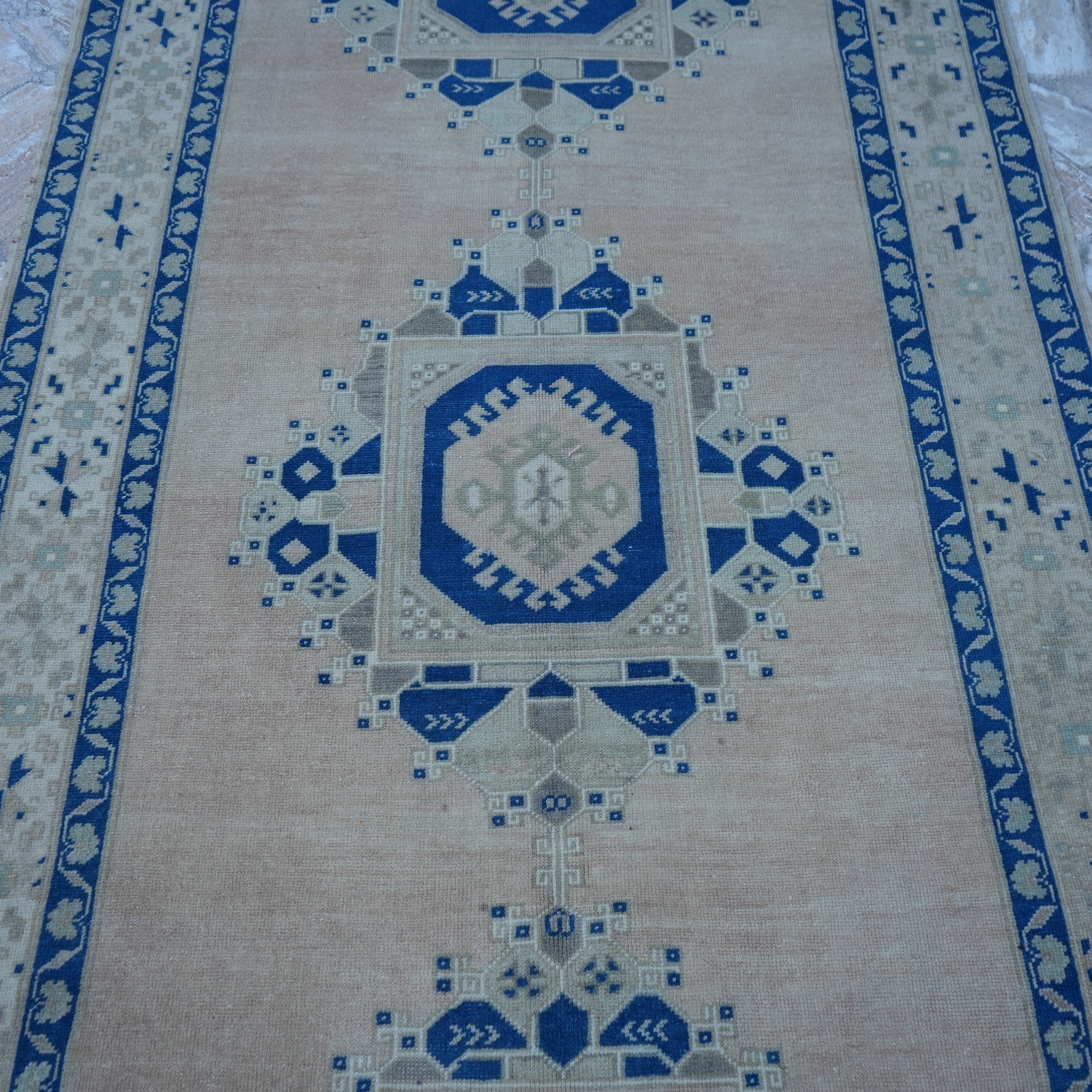 Tami - Vintage Wool Rug