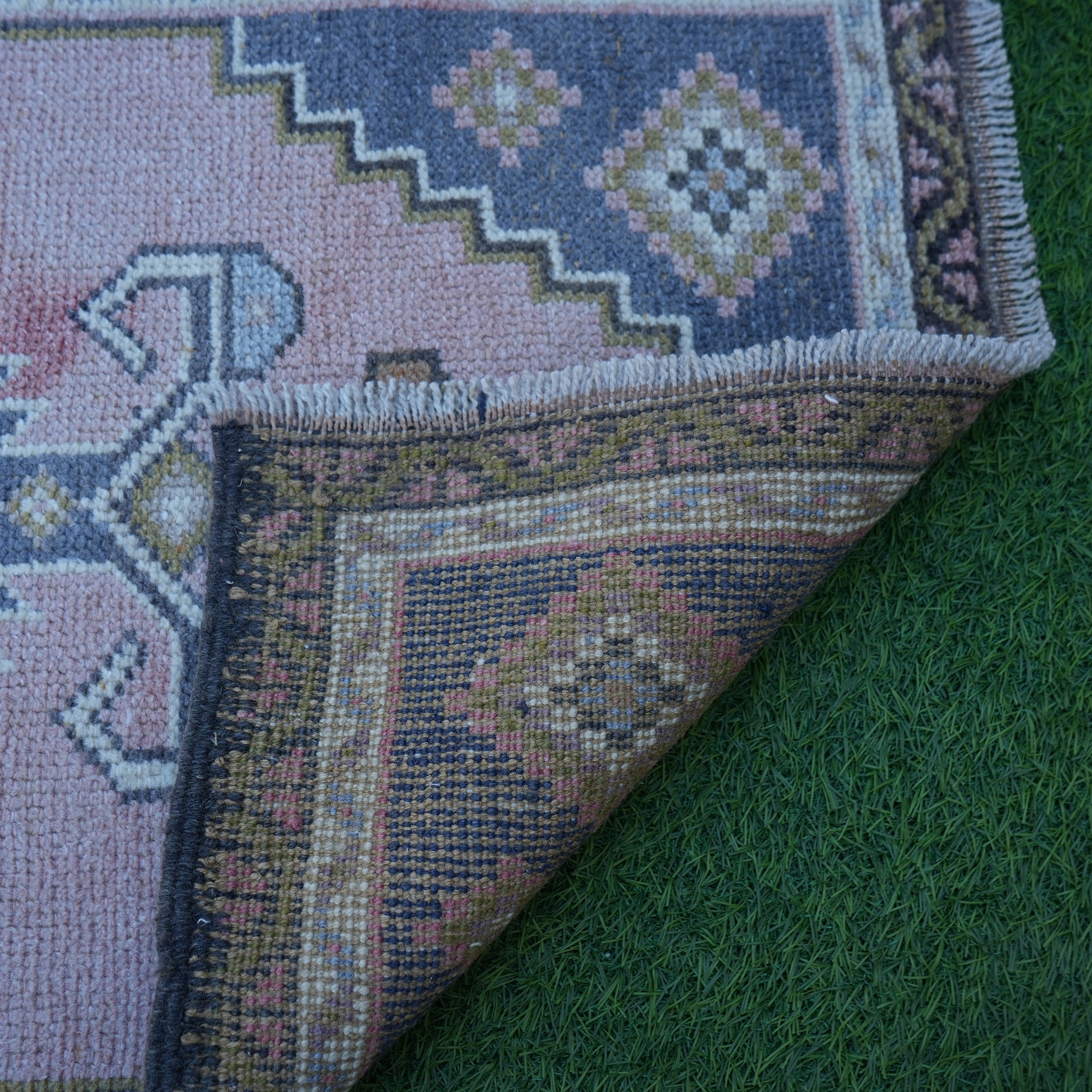 Tarah - Vintage Rug