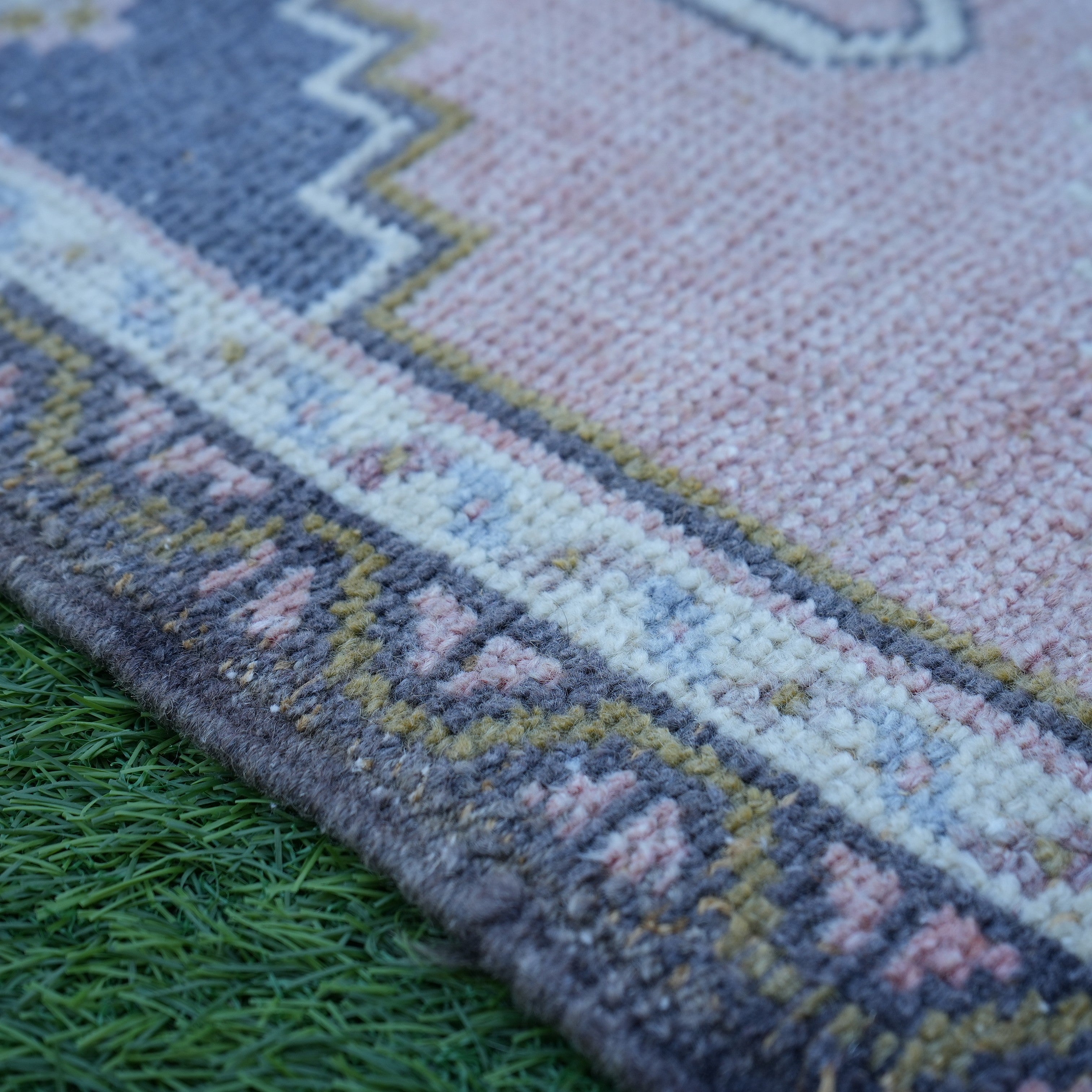 Tarah - Vintage Rug