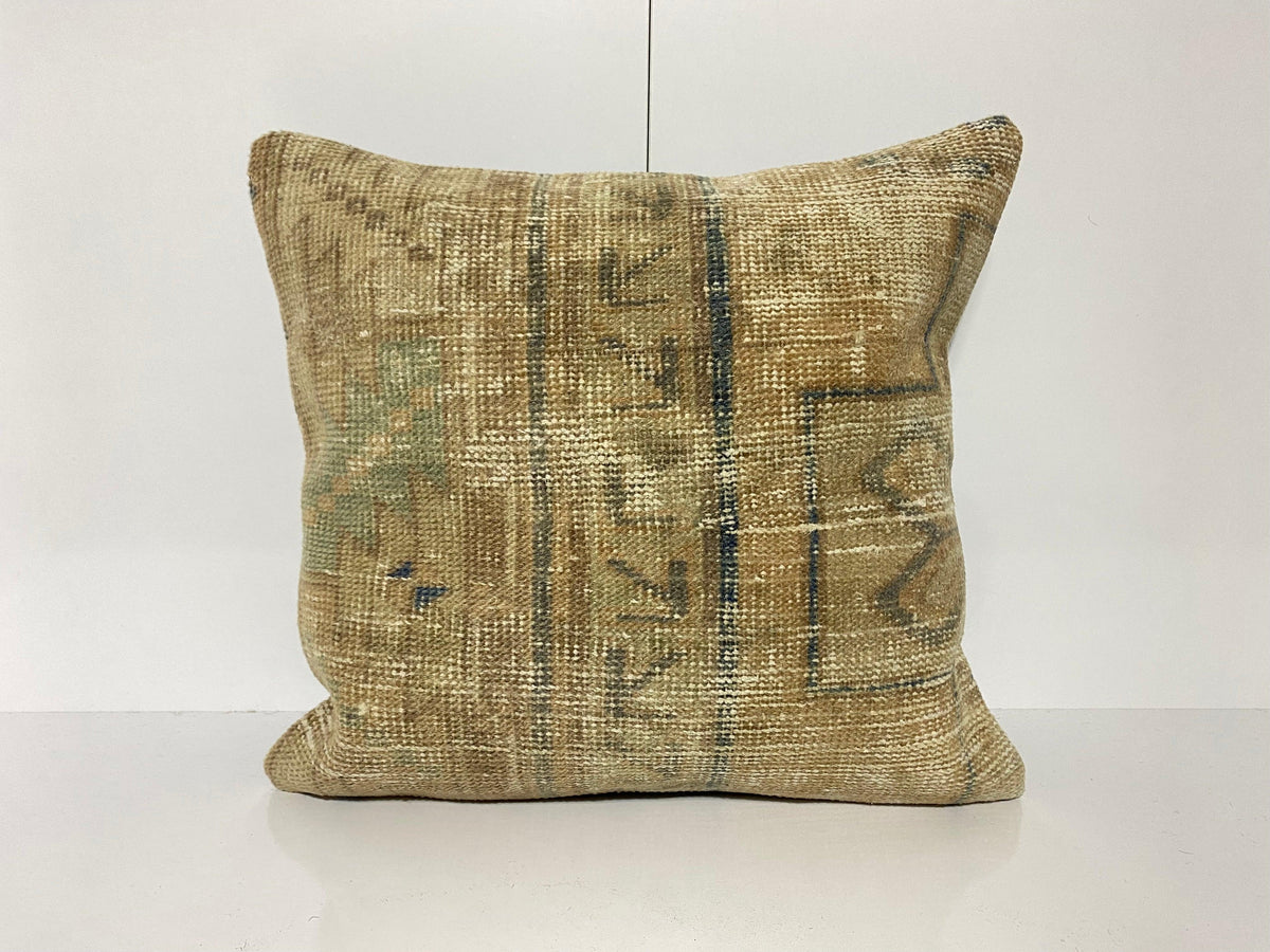Beige throw pillow with neutral design, handmade in Turkey – KK00292.