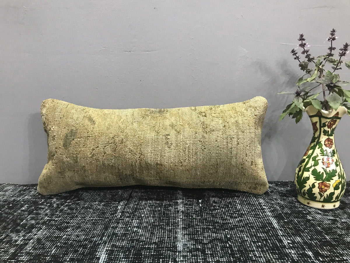 Colorful throw pillow with neutral design, handmade in Turkey – SY00008.