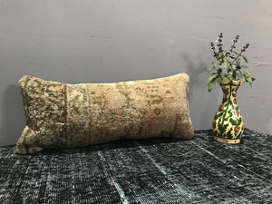 SY00028 - Throw Pillow