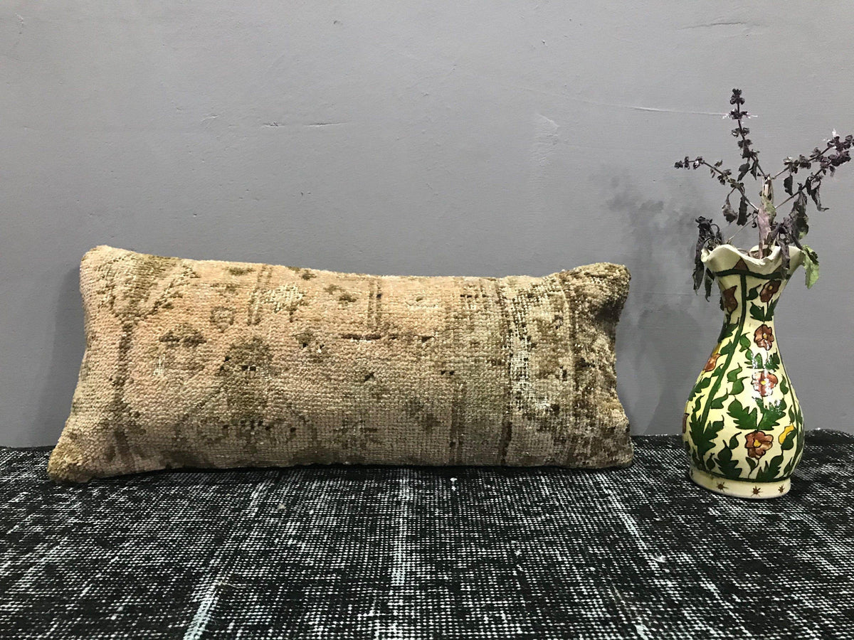 Colorful throw pillow with traditional design, handmade in Turkey – SY00066.
