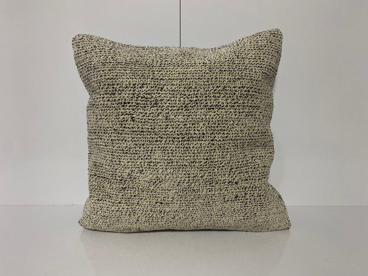 White throw pillow with traditional design, handmade in Turkey – KK00191.