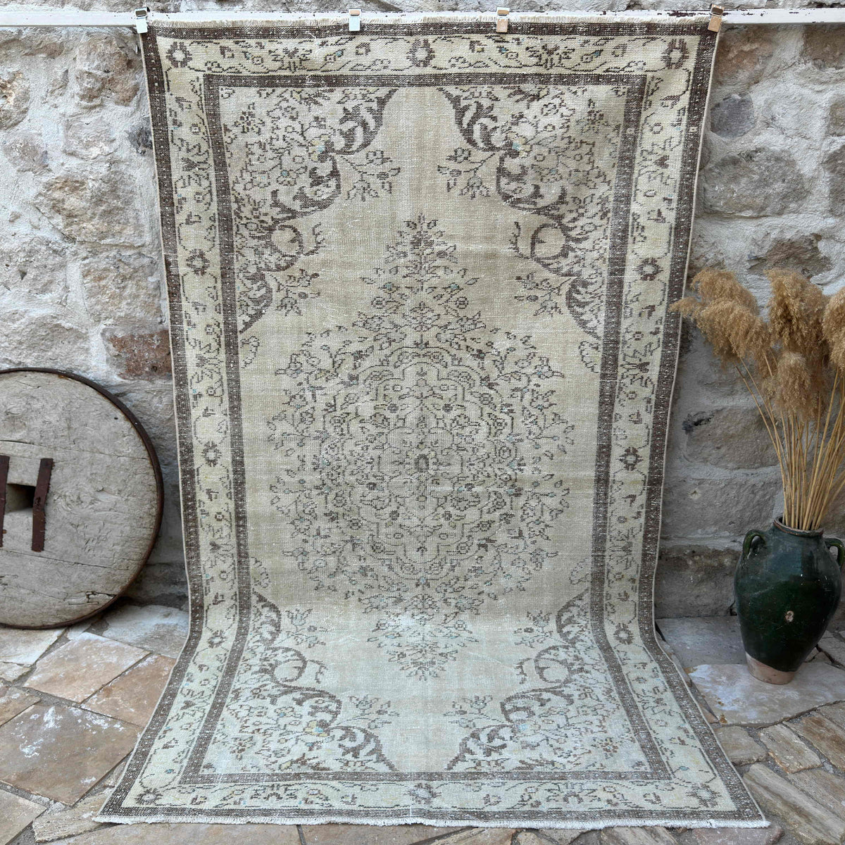Brown 6' x 9' turkish medallion rug with medallion design, handmade in Turkey – Ramirez.