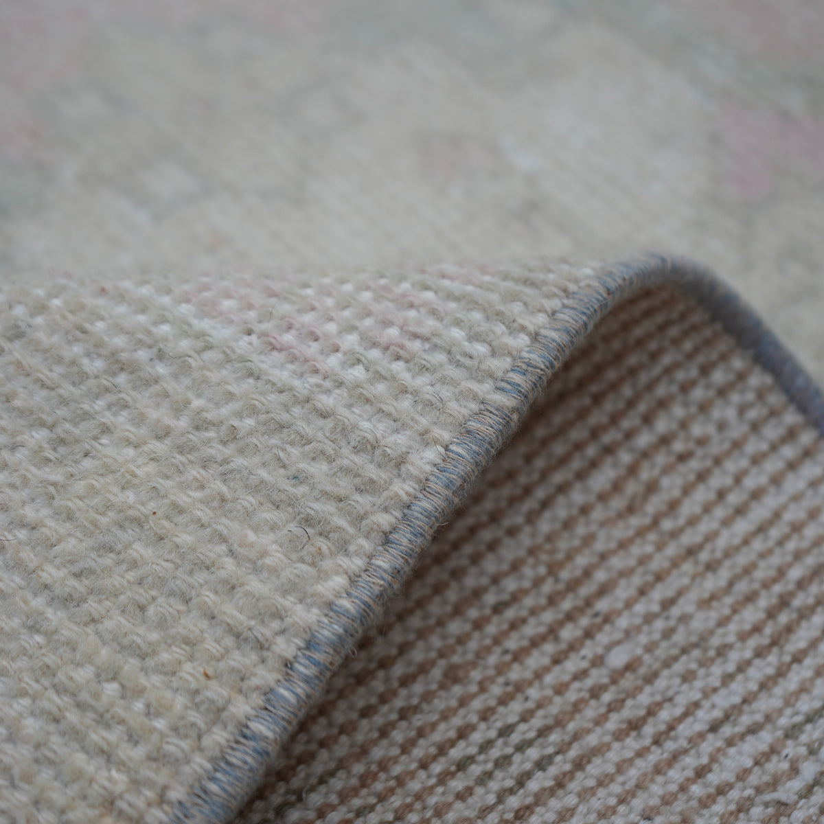 Additional view of the pale pink turkish runner rug, hand-knotted in wool and cotton.