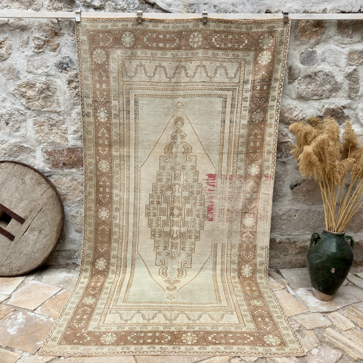 Brown 5' x 9' turkish wool rug with medallion design, handmade in Turkey – Thomas.