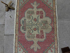 Valene 1’8” x 3’4”