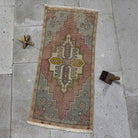 Red 2' x 3' vintage area rug with medallion design, handmade in Turkey – Calla.