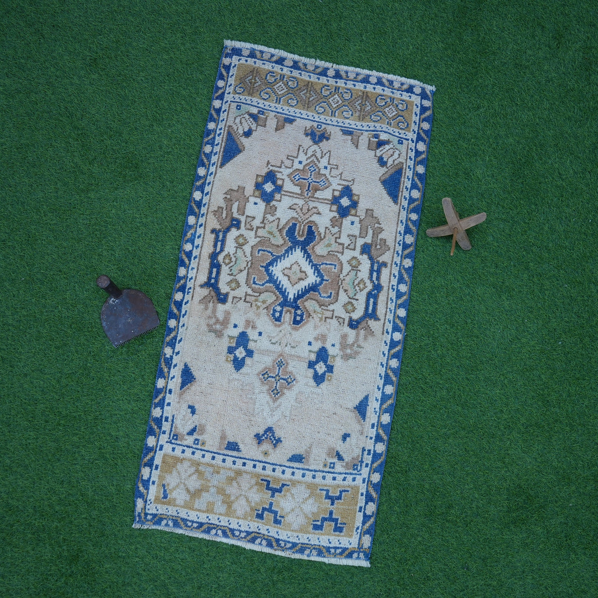 Blue 2' x 4' vintage area rug with traditional design, handmade in Turkey – Ahyan.