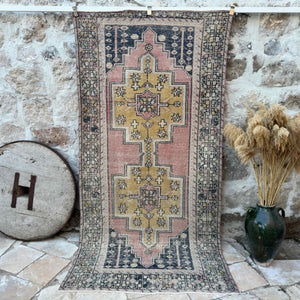 Callahan  - Vintage Distressed Rug
