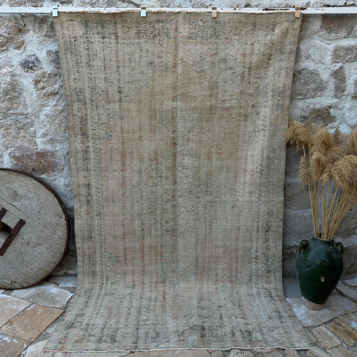 Pale Pink 5' x 9' vintage distressed rug with medallion design, handmade in Turkey – Gary.