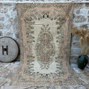 Adele  - Vintage Distressed Rug