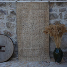 Beige 4' x 7' vintage floral rug with floral design, handmade in Turkey – Marylin.