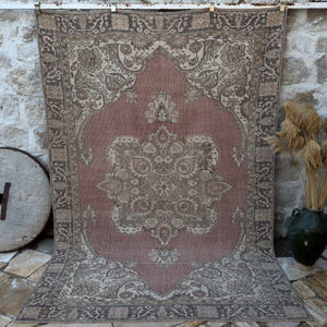 Kaysen - Vintage Geometric Rug