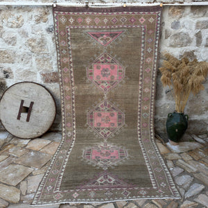 Johnny - Vintage Kars Area Rug