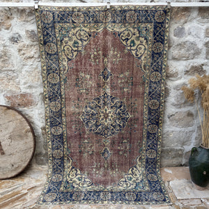 Jyoti - Vintage Medallion Rug