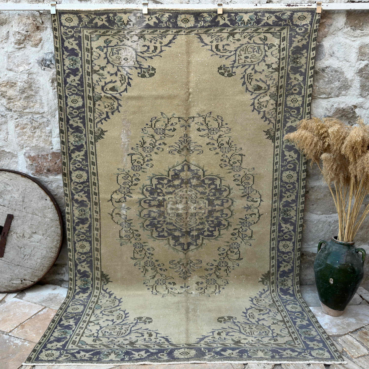 Blue 6' x 9' vintage medallion rug with medallion design, handmade in Turkey – Cason.