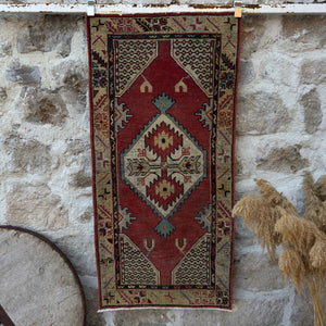 Carver - Vintage Medium Size Rug