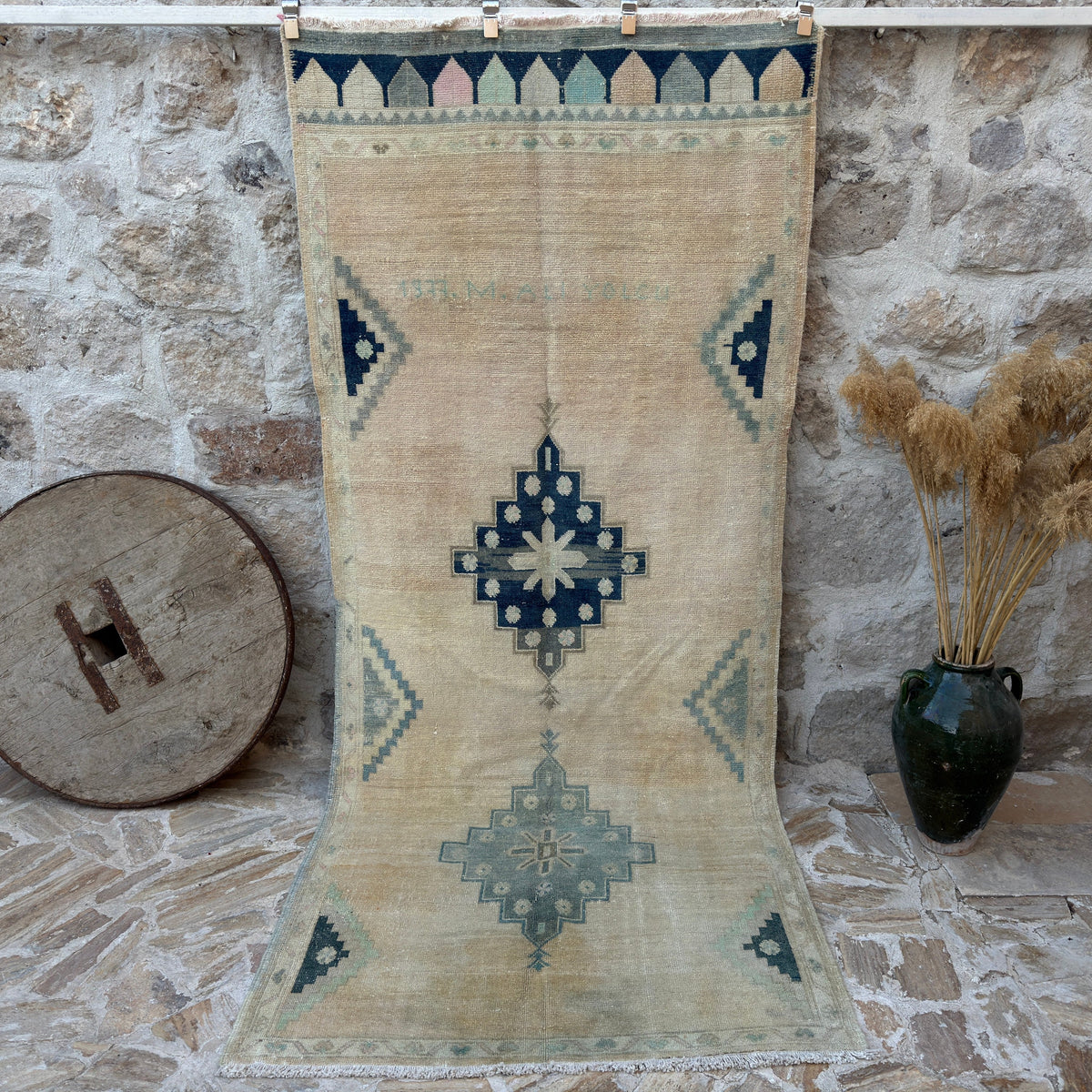 Beige 4' x 10' vintage neutral wool rug with neutral design, handmade in Turkey – Elena.