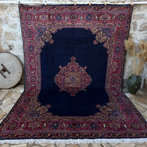 Lula - Vintage Oushak Rug