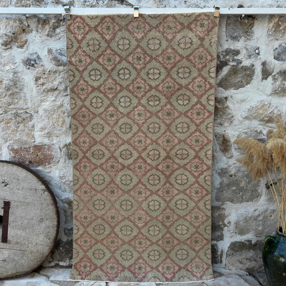 Beige 4' x 7' vintage persian rug with traditional design, handmade in Turkey – Yahir.