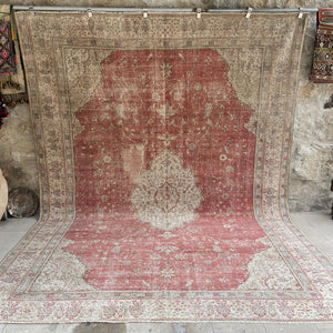 Aoife  - Vintage Persian Rug