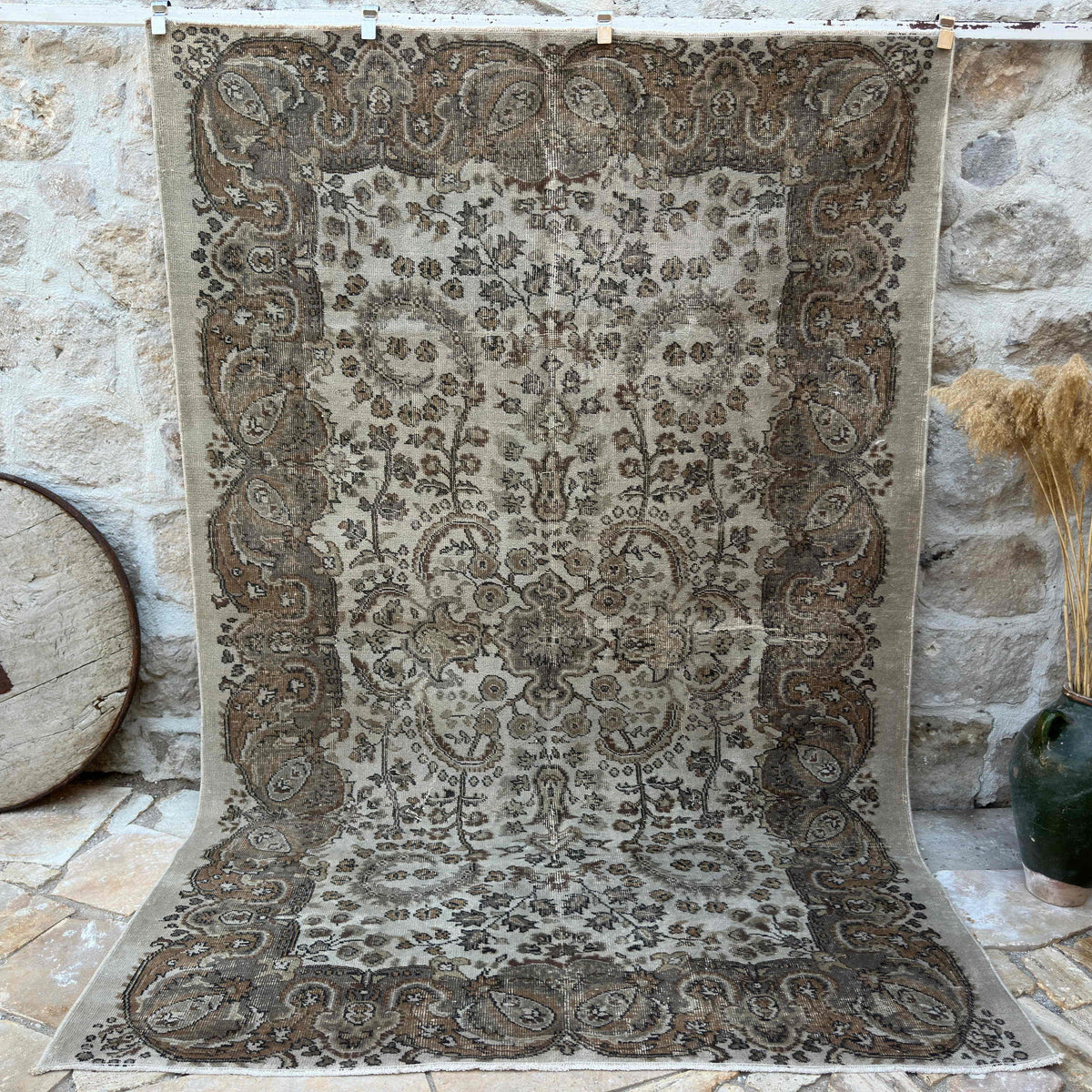 Brown 6' x 10' vintage persian style rug with geometric design, handmade in Turkey – Thorne.