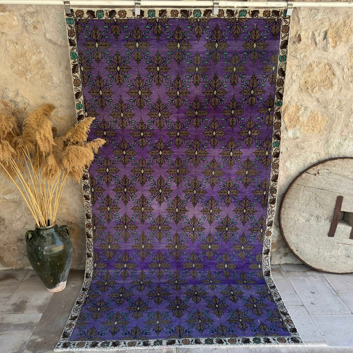Purple 5' x 9' vintage traditional rug with floral design, handmade in Turkey – Fara.