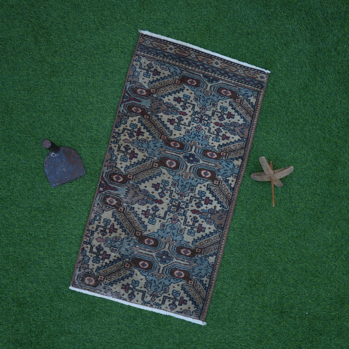 Brown 1' x 3' vintage turkish rug with traditional design, handmade in Turkey – Adams.