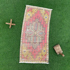 Pink 2' x 3' vintage turkish rug with geometric design, handmade in Turkey – Antonio.
