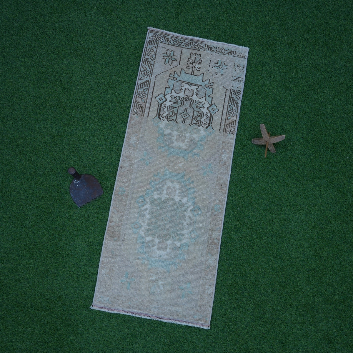 Brown 2' x 4' vintage turkish rug with traditional design, handmade in Turkey – Zane.