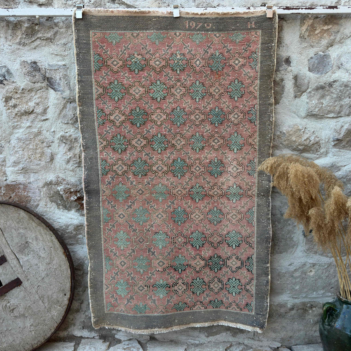Pale Red 4' x 6' vintage turkish rug with floral design, handmade in Turkey – Coleman.