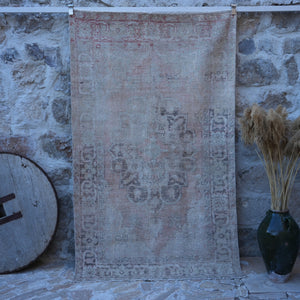 Riki - Vintage Turkish Rug
