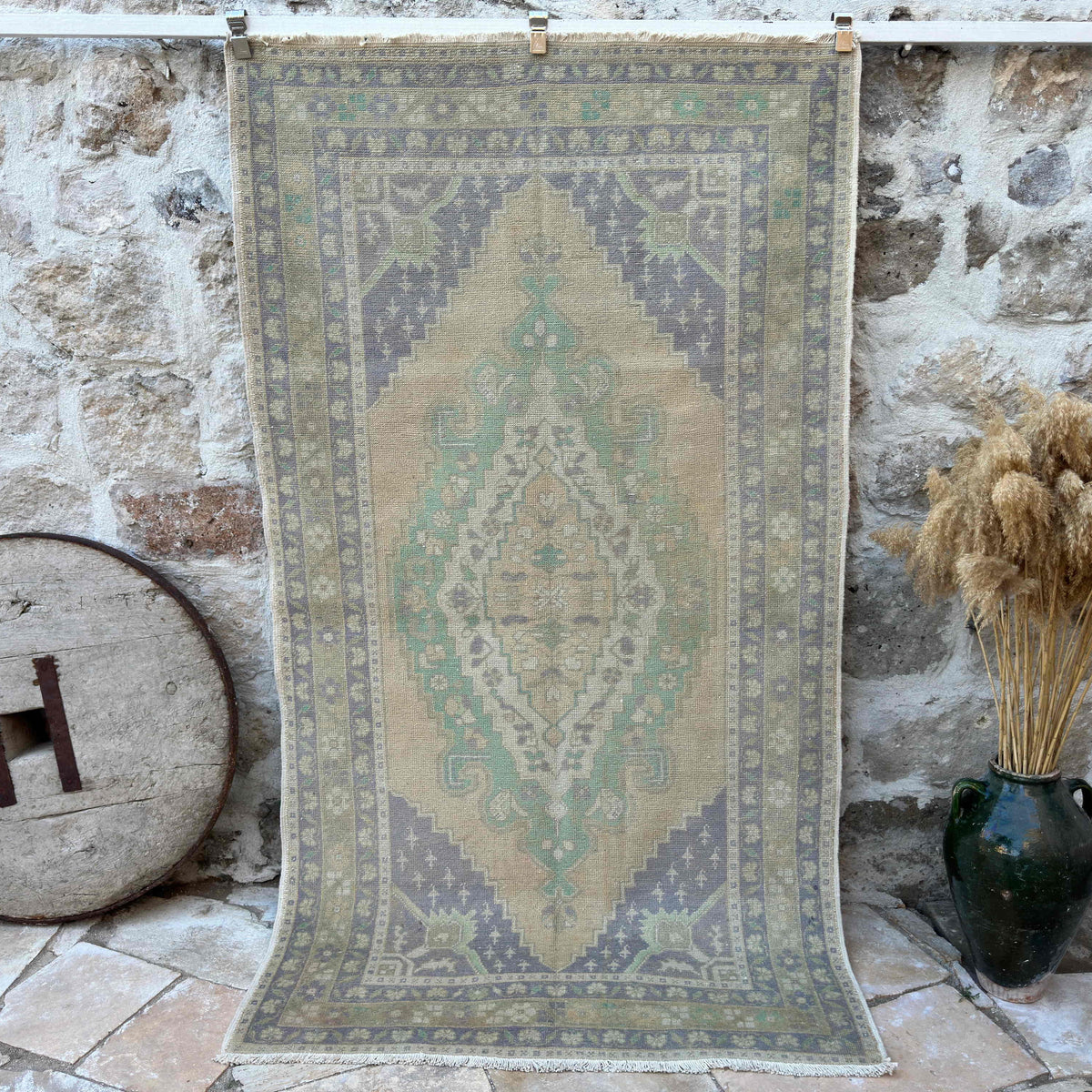 Beige 4' x 8' vintage turkish rug with traditional design, handmade in Turkey – Isobel.