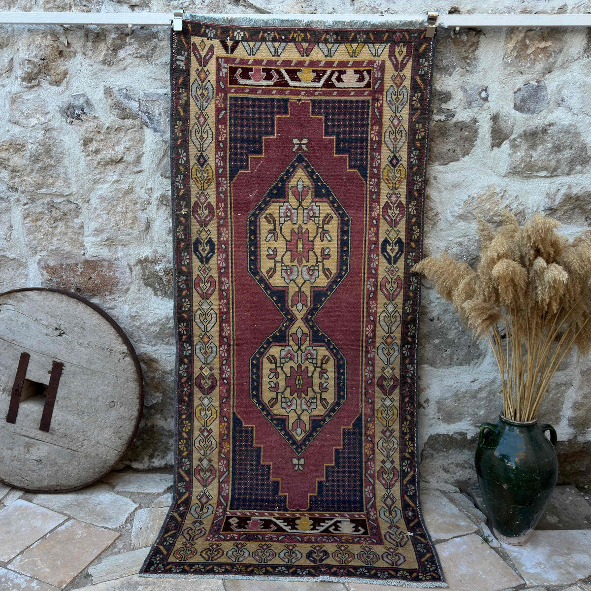 Red 4' x 8' vintage turkish rug with geometric design, handmade in Turkey – Yeardley.