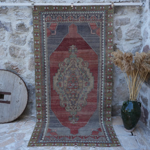 Ariela - Vintage Turkish Rug