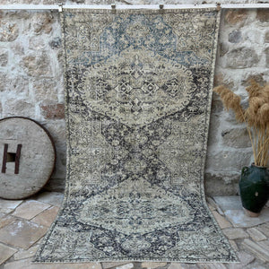 Tilden  - Vintage Turkish Rug
