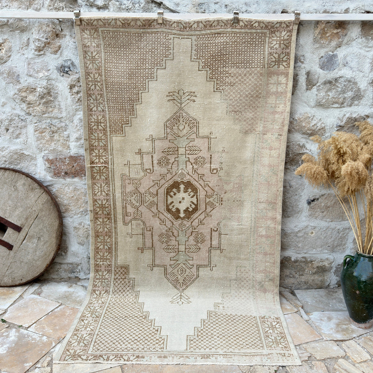Brown 5' x 9' vintage turkish rug with geometric design, handmade in Turkey – Denham.