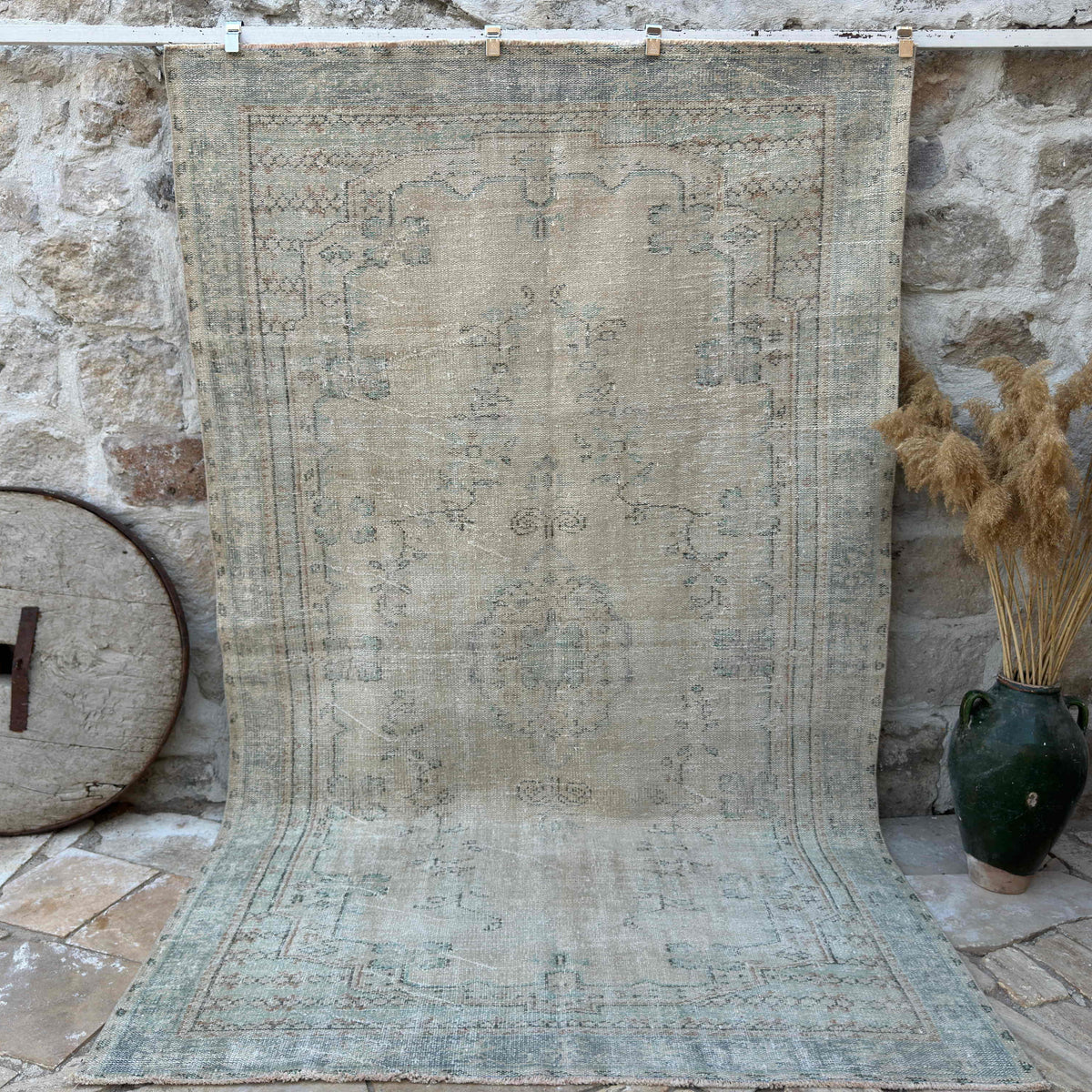 Beige 6' x 10' vintage turkish rug with neutral design, handmade in Turkey – Zack.