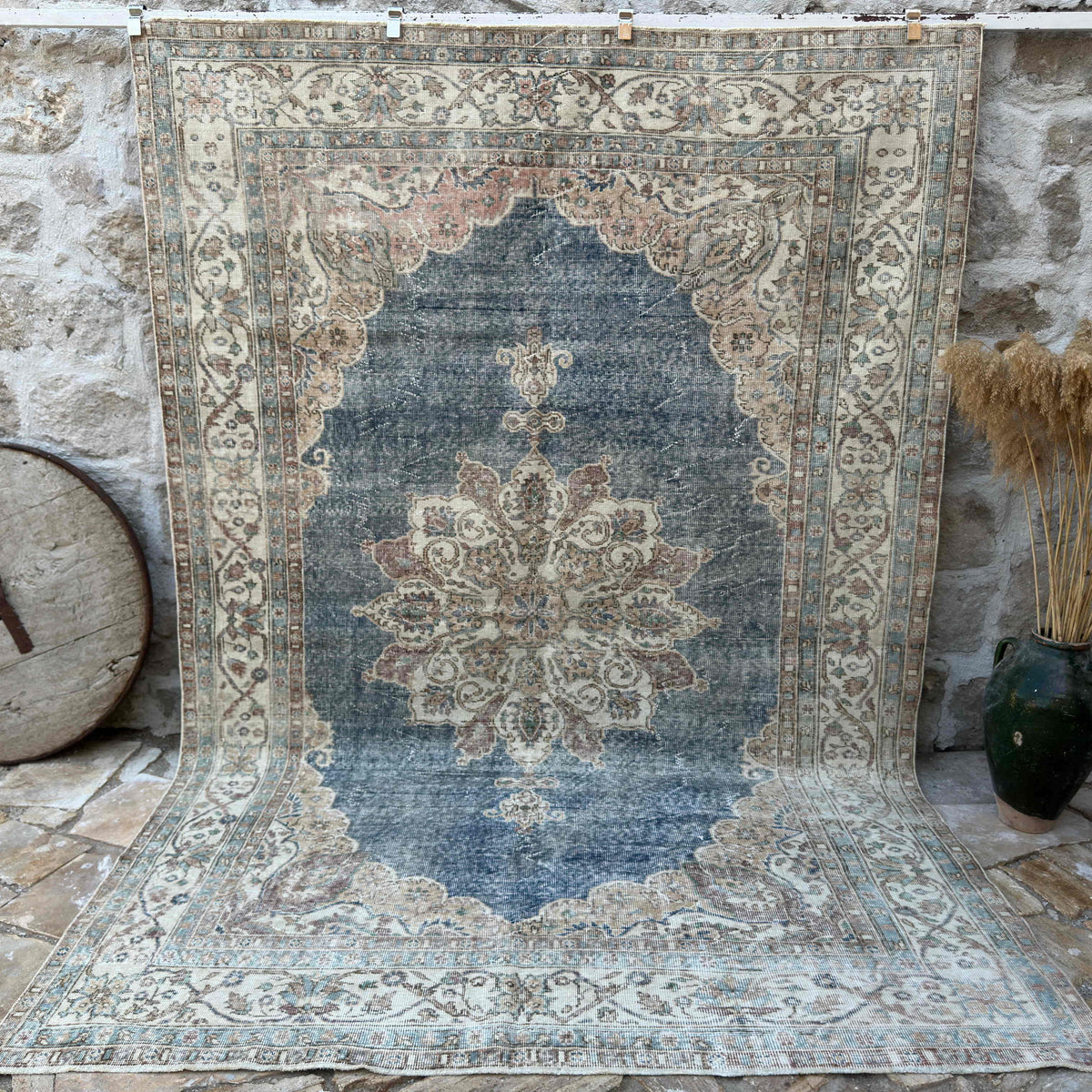 Blue 6' x 10' vintage turkish rug with medallion design, handmade in Turkey – Zarah.