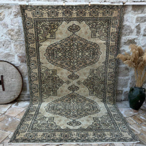 Elio - Vintage Turkish Rug
