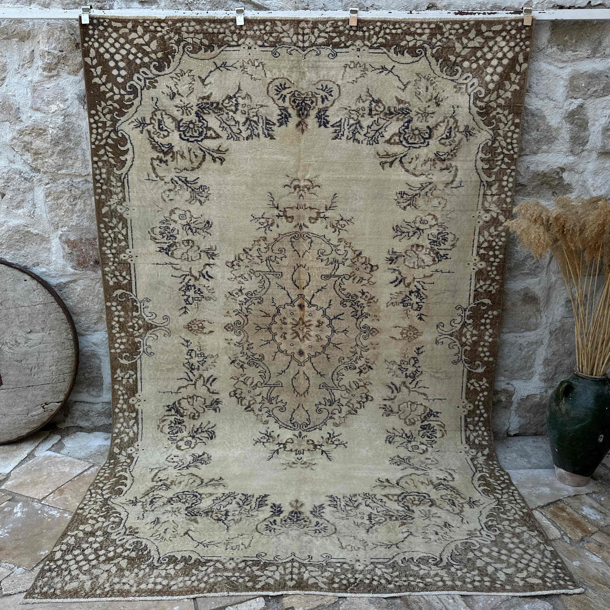 Brown 6' x 10' vintage turkish rug with medallion design, handmade in Turkey – Mitchell.