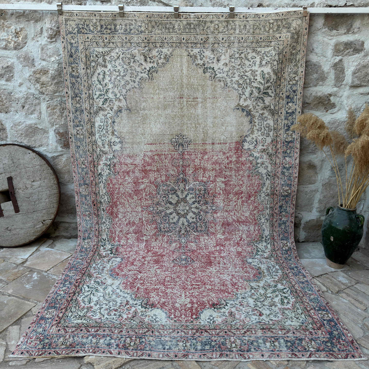 Beige 7' x 11' vintage turkish rug with medallion design, handmade in Turkey – Jair.